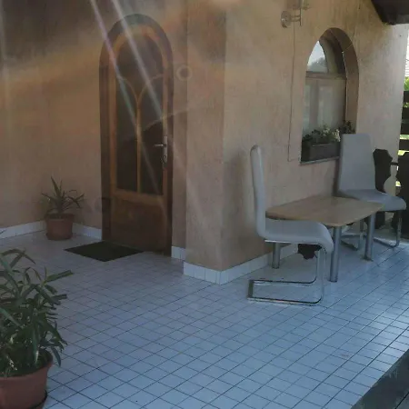 アパート In 38062 *